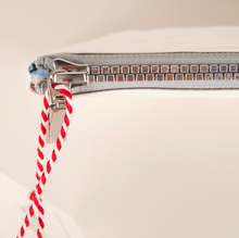 Load image into Gallery viewer, Yıkanabilir Kağıt Çanta Large