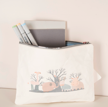 Load image into Gallery viewer, Yıkanabilir Kağıt Çanta Large