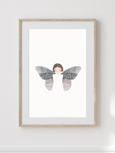 Load image into Gallery viewer, Kelebek Kız 01
